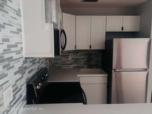 149 CORTELYOU AVE