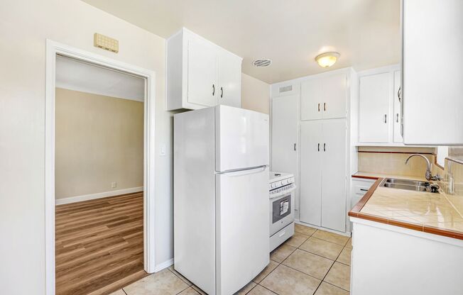 3616 W 59th Pl, Los Angeles, CA 90043