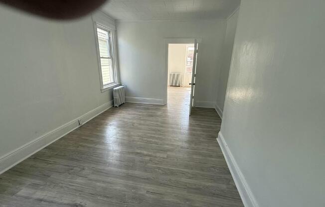 72 37 66 ST