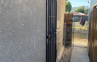 1 Bed | 1 Bath | 400 Sq Ft | Studio/ADU