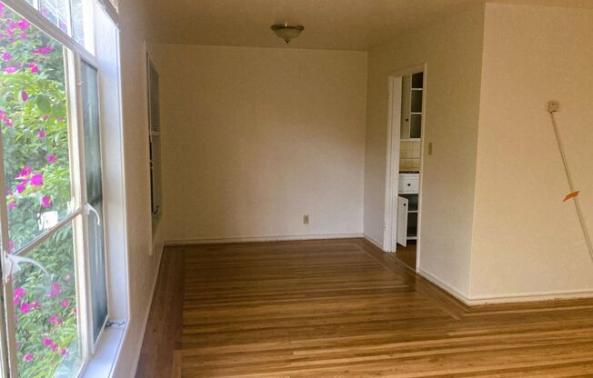 3105 High Street