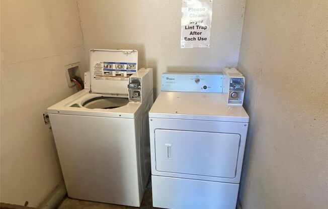Studio, 1 bath, 450 sqft, $825, Unit 102