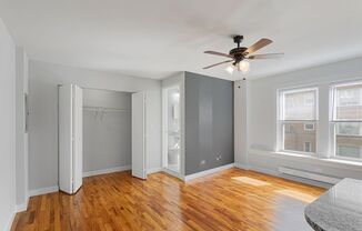 7450-7456 N Greenview Ave