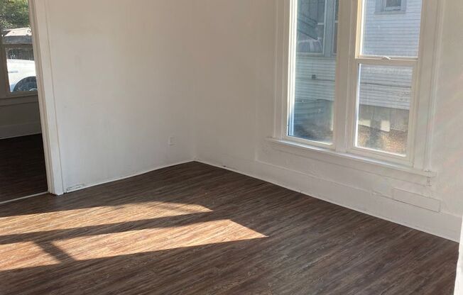 Studio, 1 bath, 500 sqft, $750