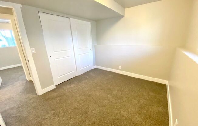 2 beds, 1 bath, 864 sqft, $1,450, Unit Downstairs