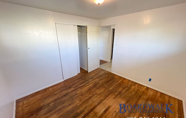 3 beds, 1 bath, 1,351 sqft, $1,249, Unit 374 W 1300 N- #1