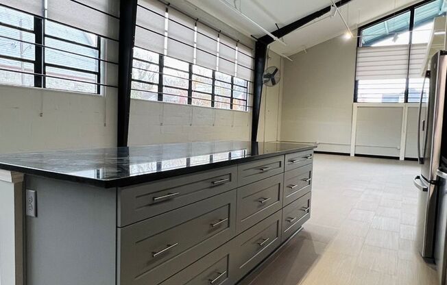 3 beds, 2 baths, 2,686 sqft, $2,650, Unit Unit 106