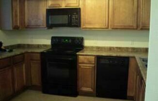 2 beds, 2 baths, $1,750