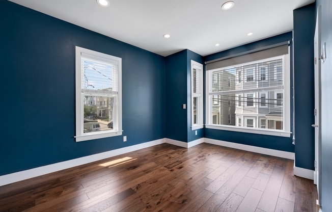 26 NEWPORT ST