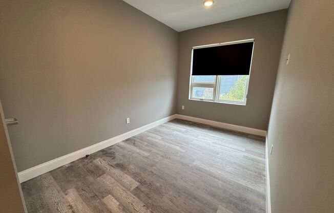 1 bed, 1 bath, $2,200, Unit 406