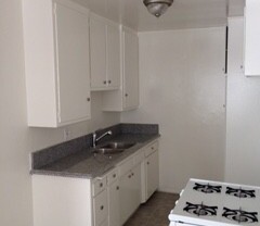 1 bed, 1 bath, $1,950, Unit 12