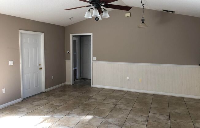 Hidden Gem in quiet Apopka neighborhood.