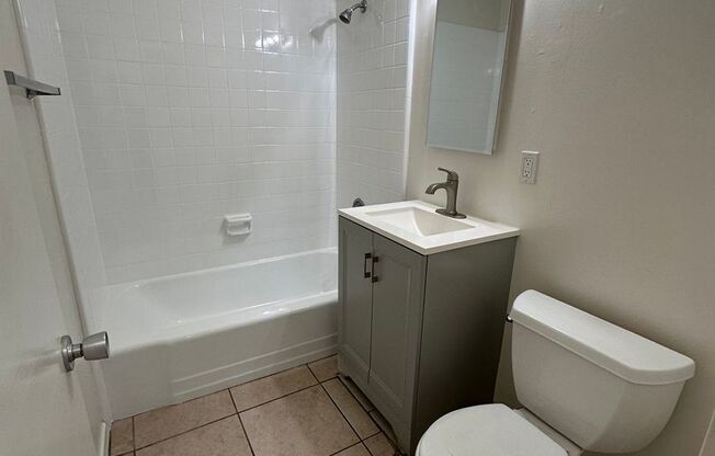 2 beds, 1 bath, $2,395, Unit 3360 - #6