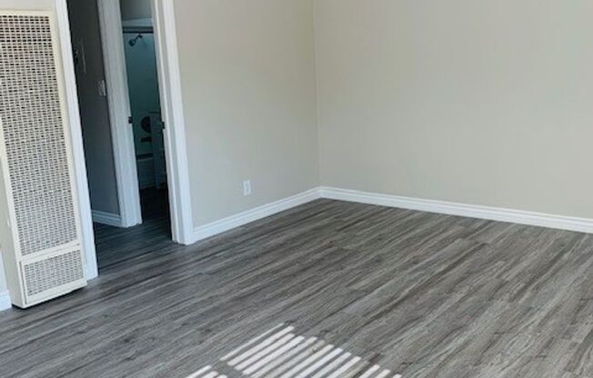 Studio, 1 bath, 465 sqft, $1,895, Unit #7