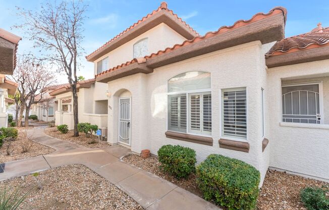 Allure Townhomes II - 2 Bedroom Townhome- Single car garage-Gated-Community Pool  (N Buffalo at W Washington)