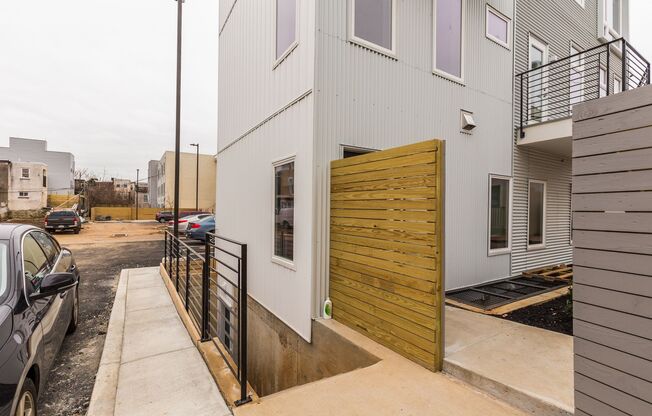 2 beds, 1 bath, 830 sqft, $1,595, Unit 1247 - A