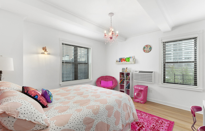 227 E 57 ST