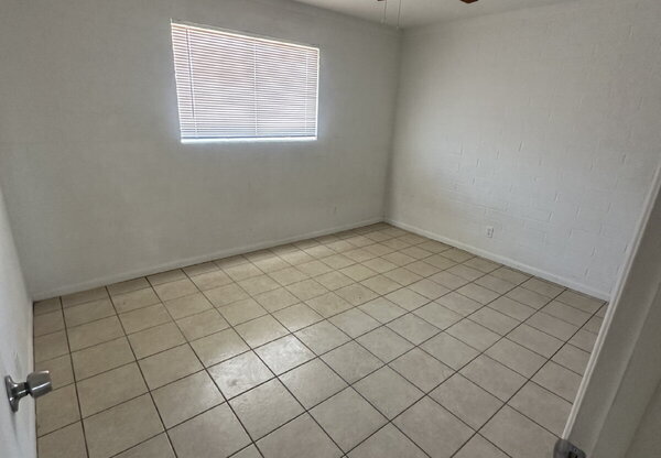 1309 N ARBOR AVE