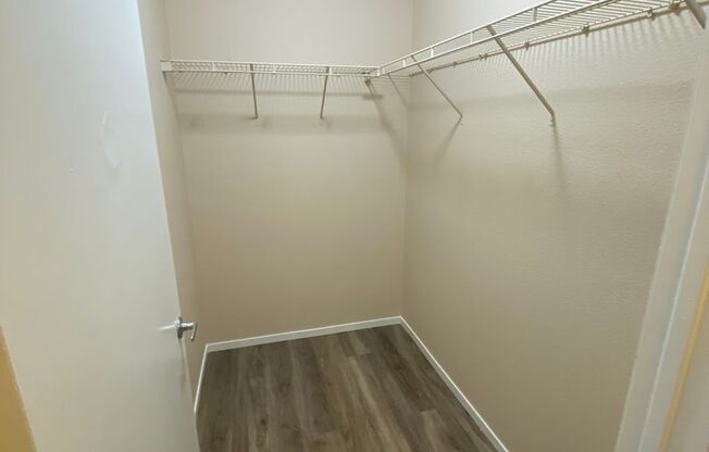 2 beds, 2 baths, 1,121 sqft, $1,500, Unit 4101