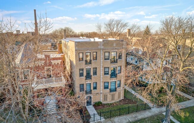 4836-38 N. Paulina