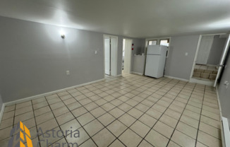 1 bed, 1 bath, $900, Unit 3508 Clifton Ave Unit D1