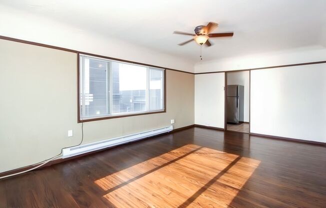 1 bed, 1 bath, 749 sqft, $1,875, Unit 0305