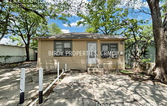 413 E COURTLAND PL
