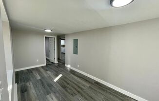 1 bed, 1 bath, 650 sqft, $1,300, Unit 55 Unit B