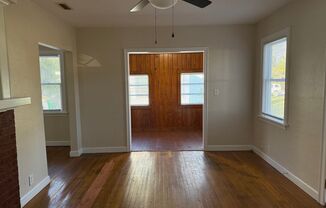 2 beds, 1 bath, $950