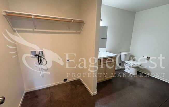 2 beds, 1 bath, $1,530, Unit A 104