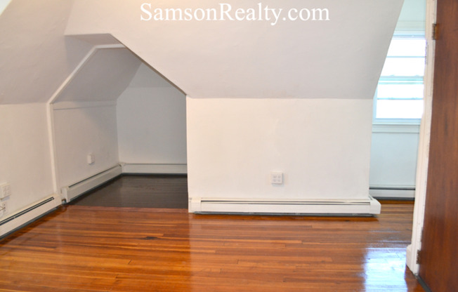 349 Thayer Street 2F