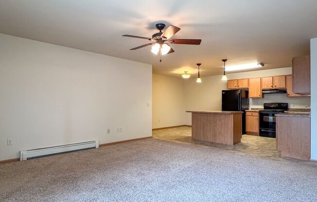 1 bed, 1 bath, 936 sqft, $1,275, Unit ML 530-01