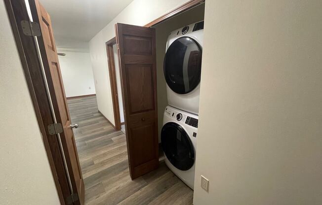 2 beds, 2 baths, 1,040 sqft, $1,595, Unit 3148-205