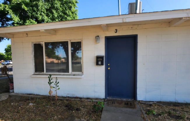 3 E SAN JOAQUIN ST