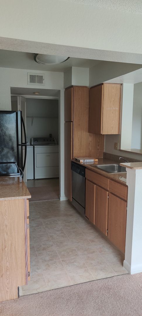 Lexington Place - 1134