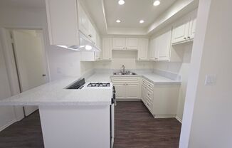 171 Mariposa Apartments