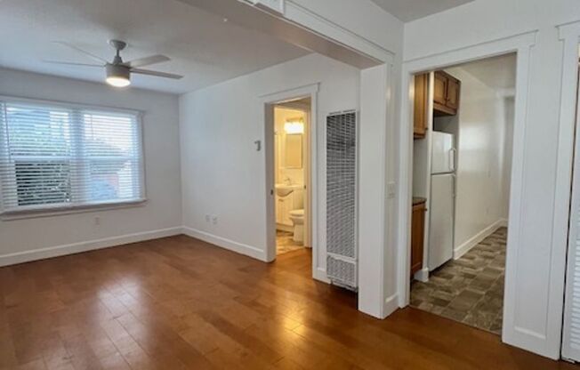 1 bed, 1 bath, 650 sqft, $3,100, Unit 249