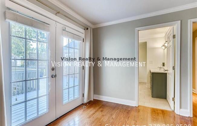 726 PASLEY AVE SE