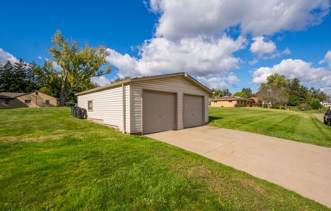 1504 Coraopolis Heights Road
