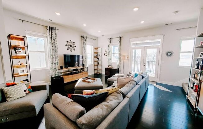 4 beds, 3.5 baths, 2,352 sqft, $3,195, Unit 13024 Lincoln Road 2 Car Garage D2352 Townhome