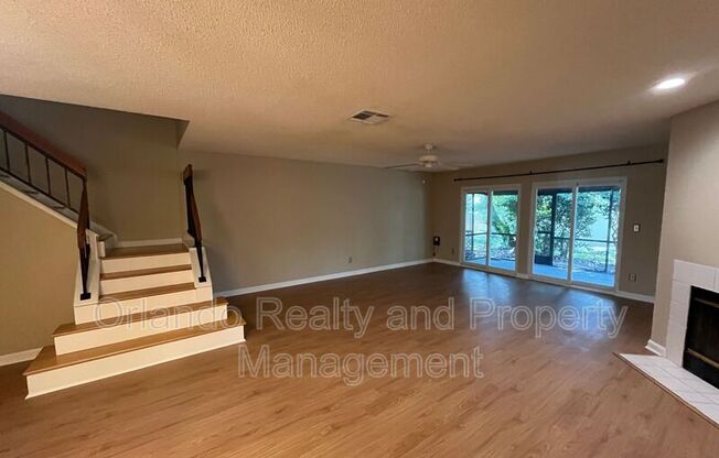 2644 LANCASTER CT