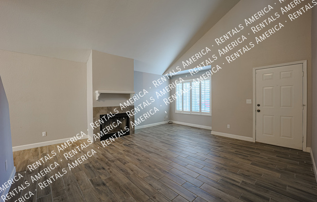3469 N Seneca Ct