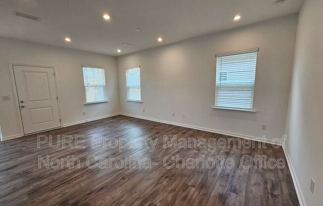 14036 PENBURY LN