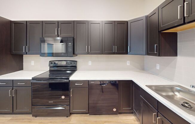 1 bed, 1 bath, 815 sqft, $1,240, Unit 7950-2418