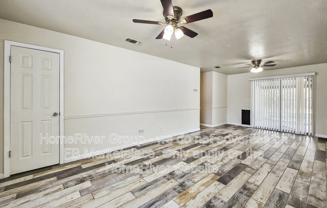 305 VIVIAN DR