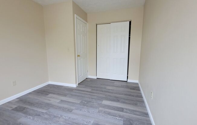 2 beds, 1 bath, 1,000 sqft, $1,200, Unit Apt 7