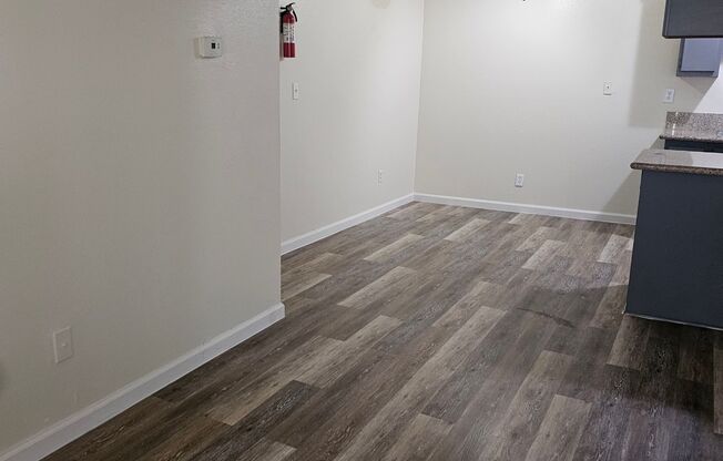 Enjoy First Month's Rent Free and a $799 Security Deposit – On Approved Credit (OAC). EXPIRES 11.30.2025