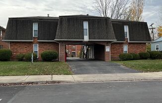 695 Riverview