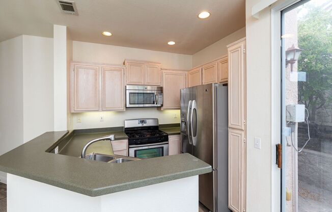 3 bed, 2.5 bth, DETACHED HOME in ASPIRE ENCORE