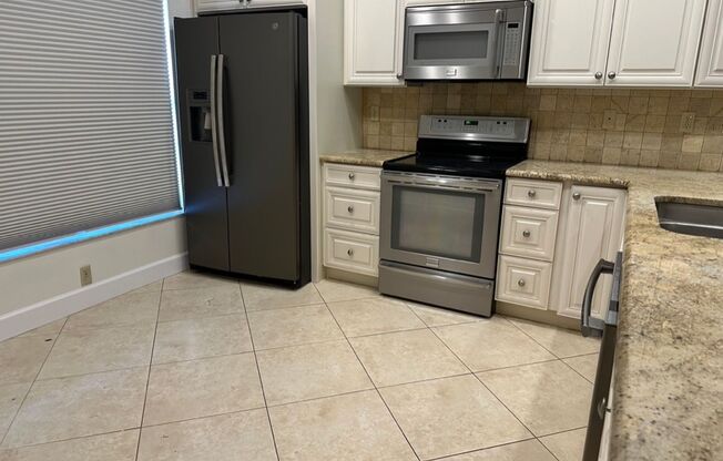 Beautifully Updated 2 Bed 2 Bath Rental In The Palm Aire Country Club Golf Course Community!!!